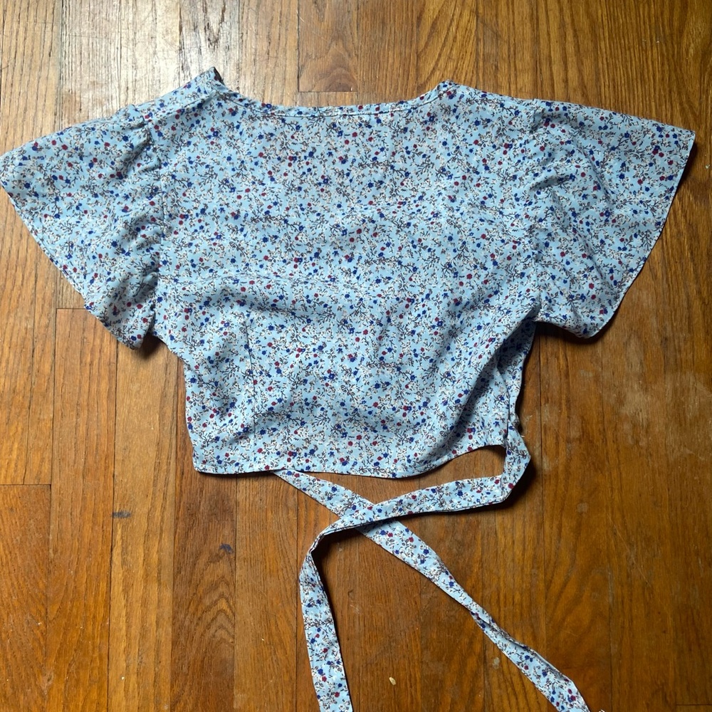 Shein cross over crop top